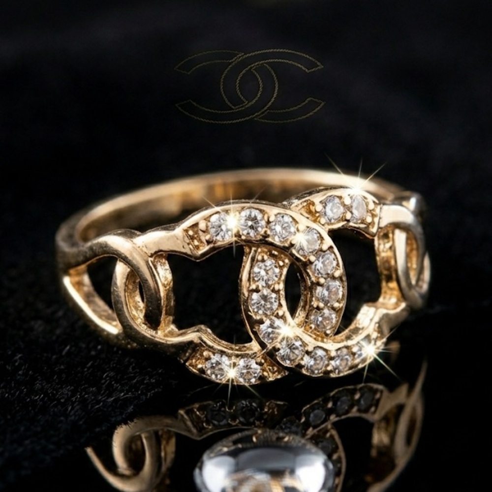 Designer Luxury Crystal Ring ✨ - Picture 2 of 14